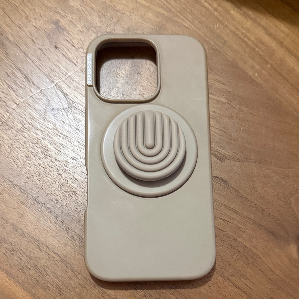 PopSocket Latte Phone Case AND removable popsocket iPhone 16 pro